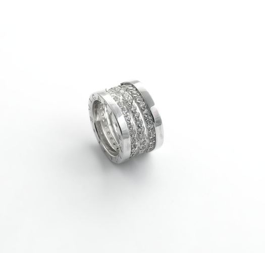 Кільце широке з фіанітами Bvlgari із срібла 925 проби