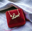Ланцюжок з ім'ям Love із срібла 925 проби