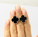 Золоті сережки Van Cleef з оніксом із золота 585 проби